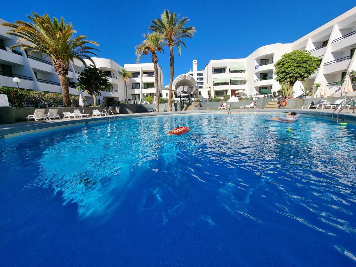 Apartment Casa Palmera Only 150 Meters To The Beach, Heated Pool, Wifi, Sat-Tv, Balcony With Poolview Arona  Eksteriør billede